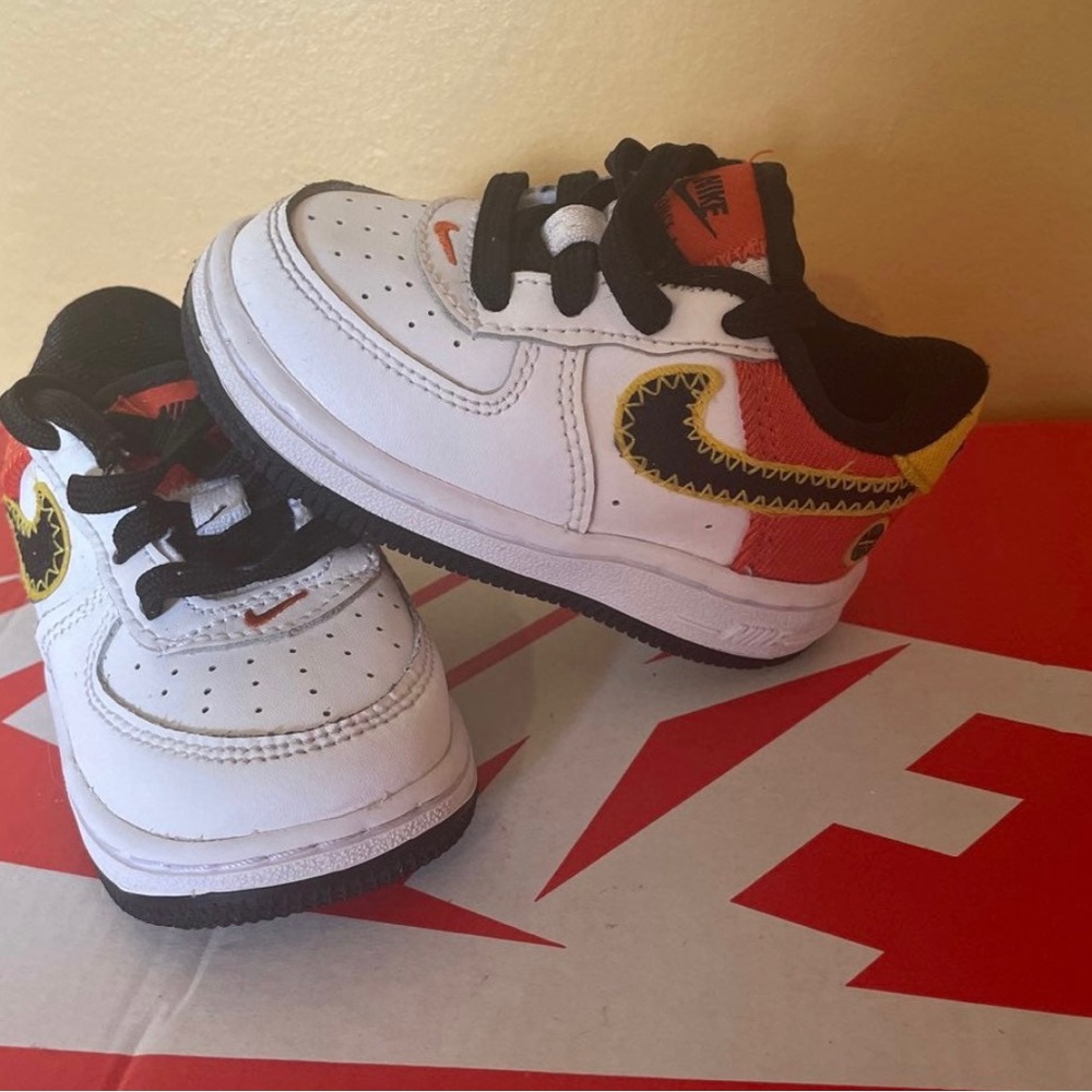Nike Air Force 1